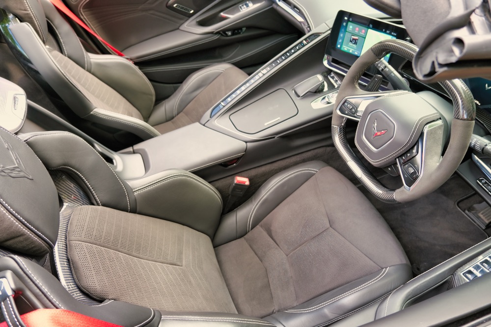 Corvette Z06 Convertible UK Review