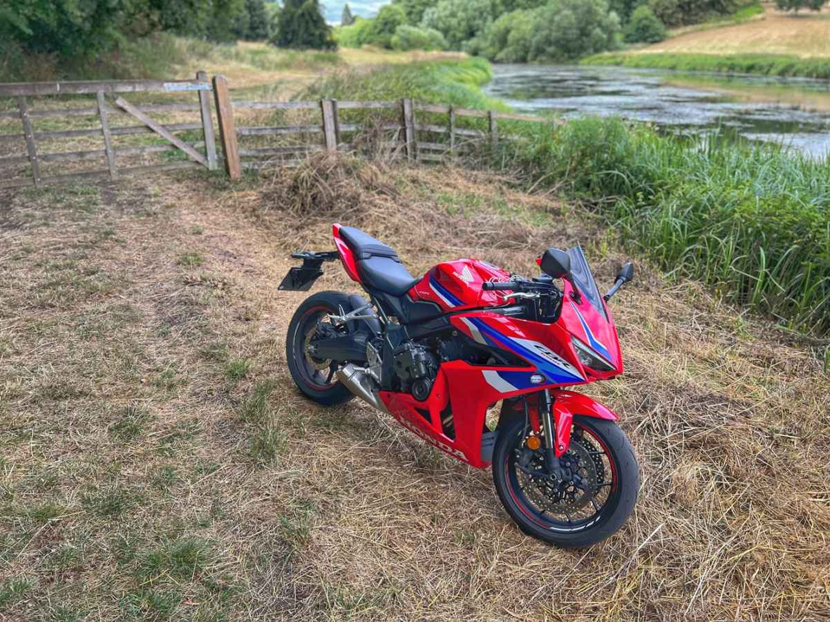 Honda CBR650R