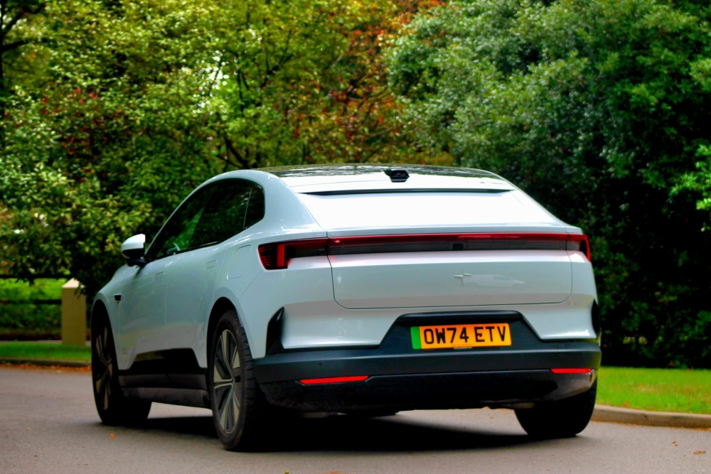 Polestar 4