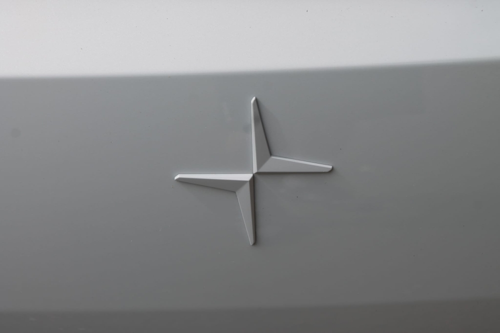 Polestar 4