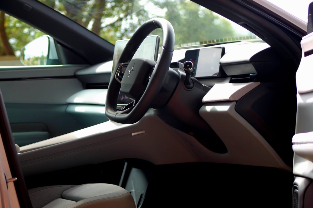 Polestar 4
