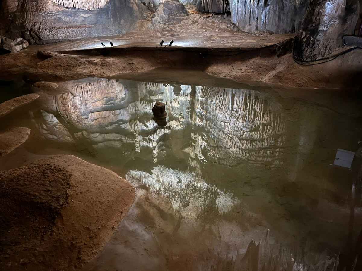 Grotte Saint Marcel