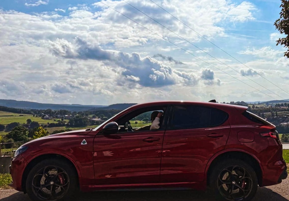 Alfa Romeo Stelvio Quadrifoglio 2025 Review