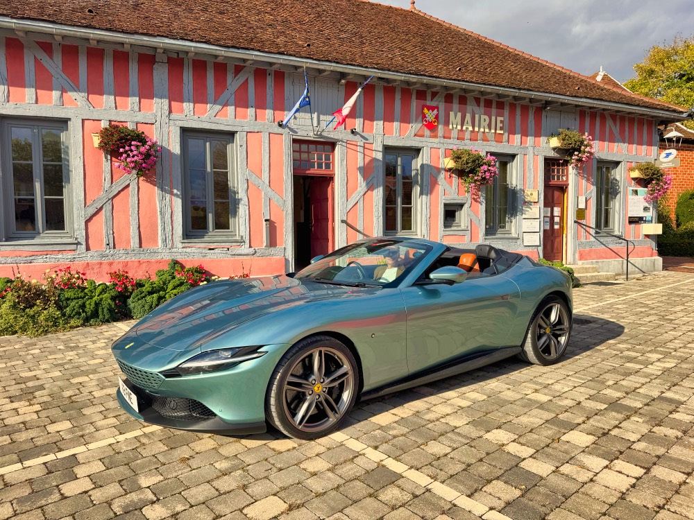 Ferrari Roma Spider Tour Review: Troyes