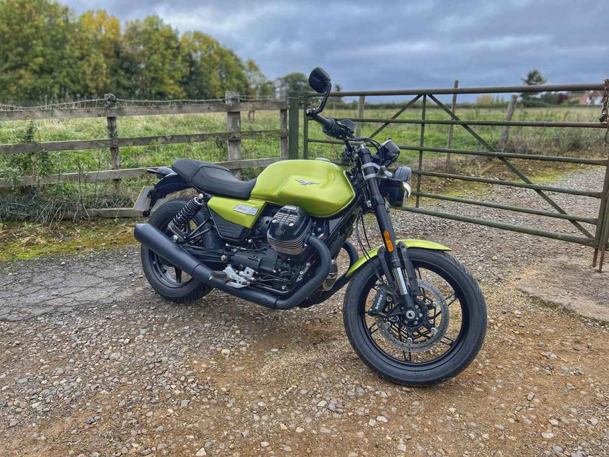 Moto Guzzi V7 Sport 2025