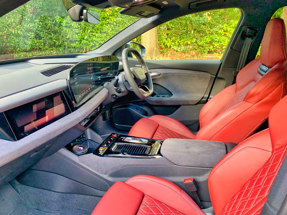 Audi SQ6 e-tron 360 kW