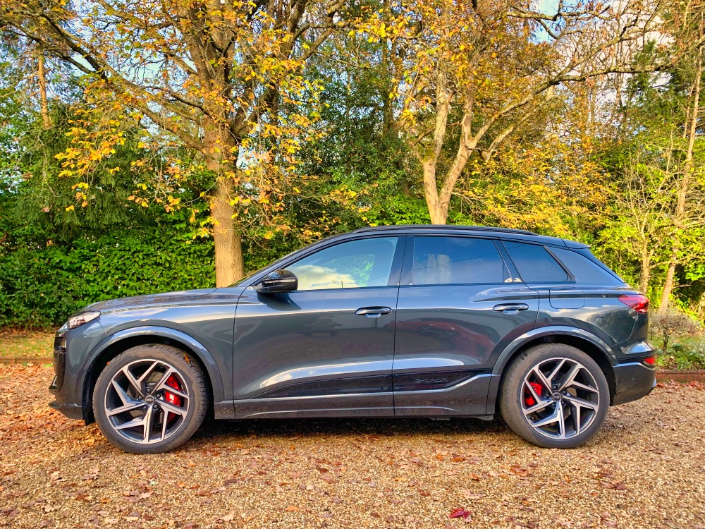 Audi SQ6 e-tron 360 kW