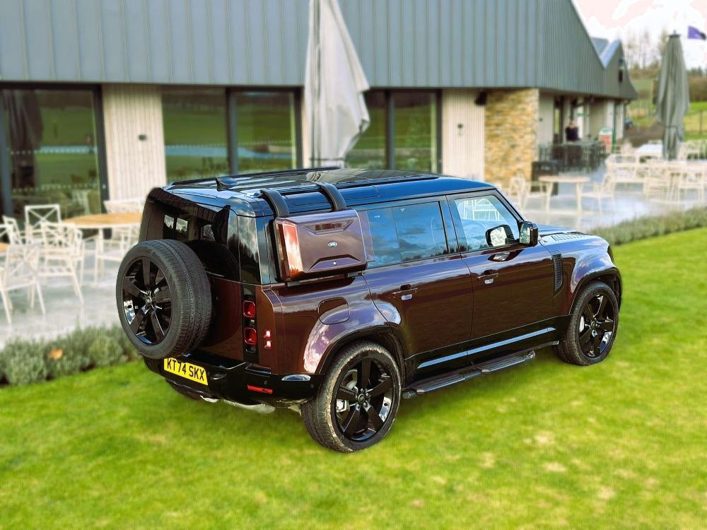 Land Rover Defender 110 D350 Sedona Edition