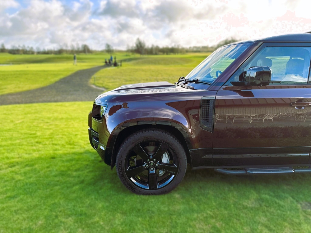 Land Rover Defender 110 D350 Sedona Edition