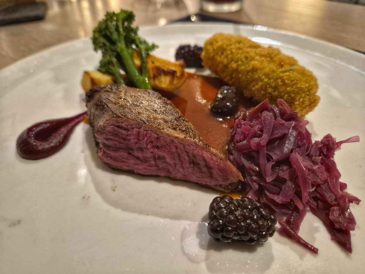 Thurlestone Hotel - Coastal Grandeur and Family Legacy