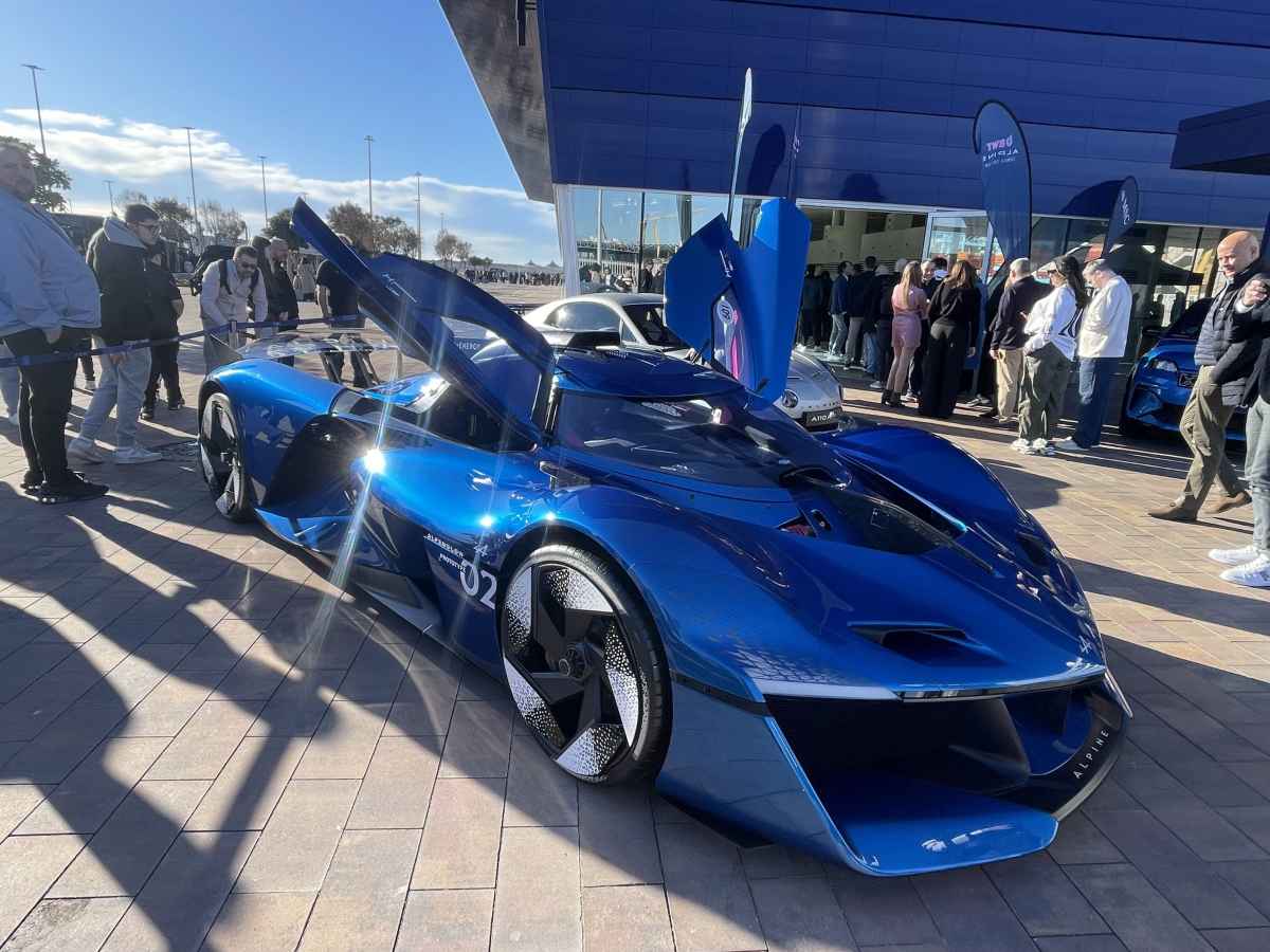 BWT ALPINE F1 LAUNCH