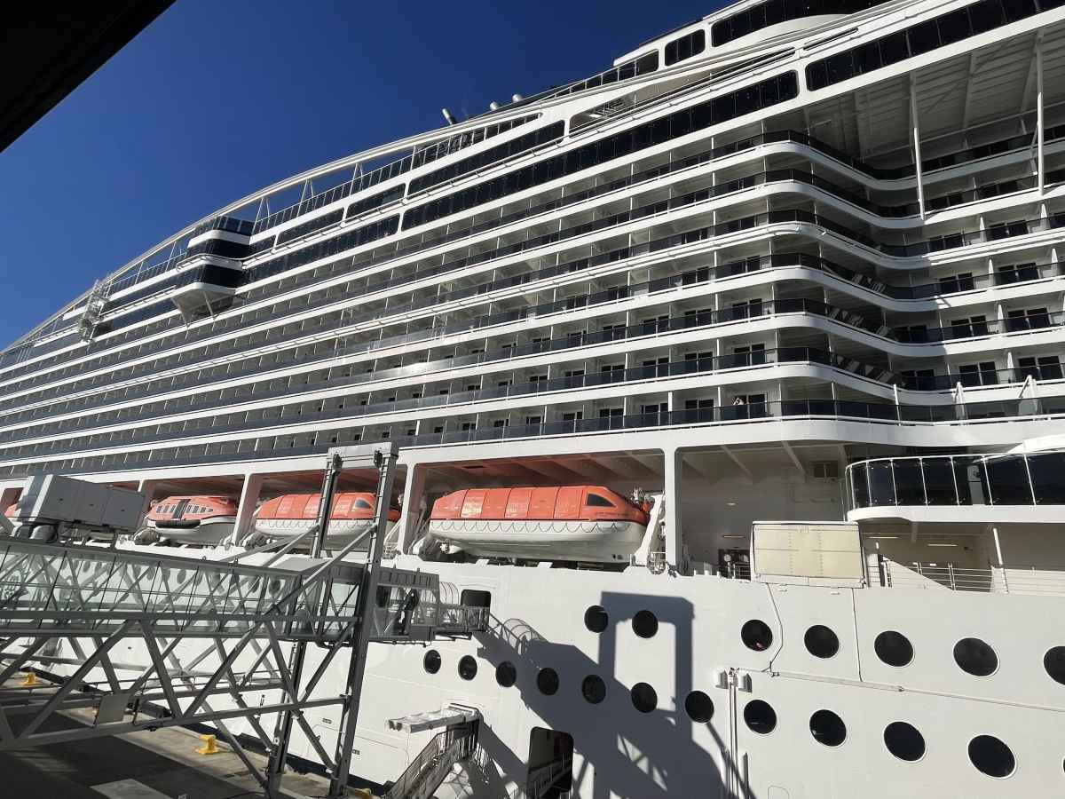 BWT ALPINE F1 LAUNCH