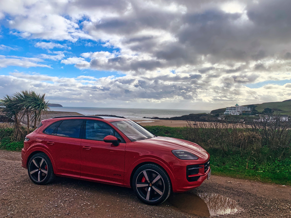 Porsche Cayenne GTS 2026 Review