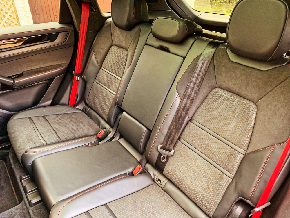 Porsche Cayenne GTS 2026 Review