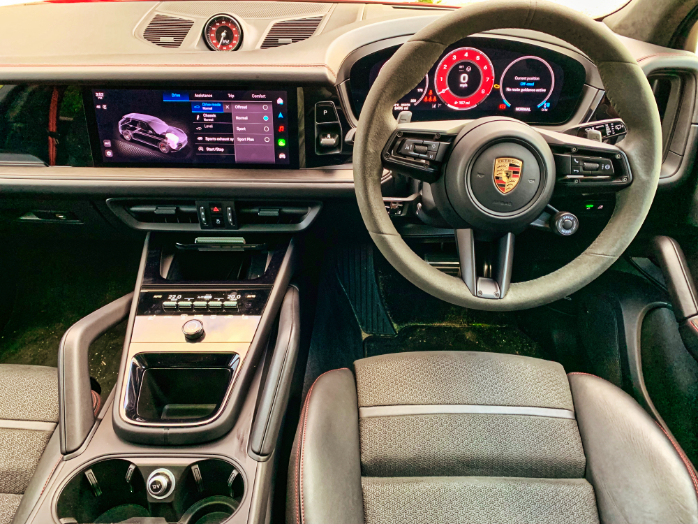 Porsche Cayenne GTS 2026 Review