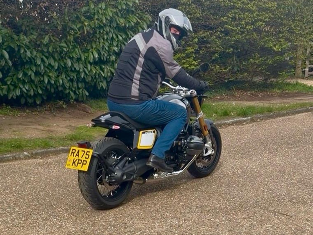 BMW R12 nine t Tracker