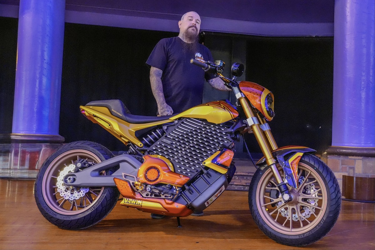 LW-S2-Alpinista-Customs