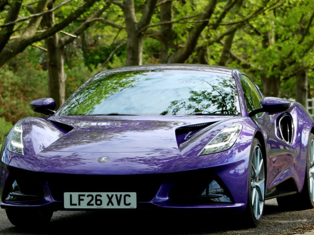 Lotus Emira
