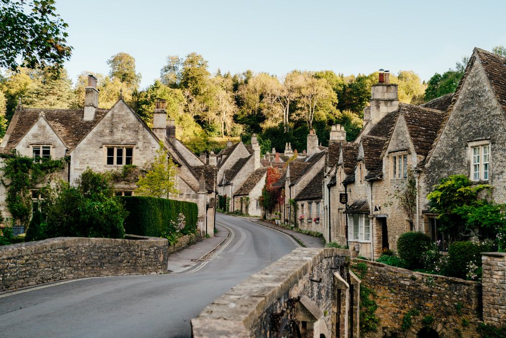 The Manor House & The Lotus Emira