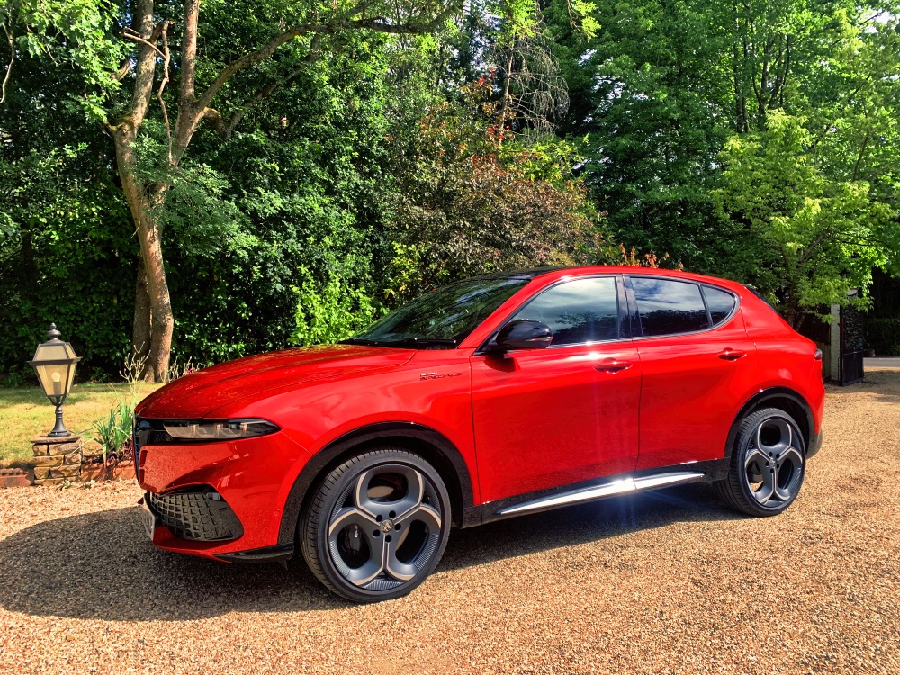 Alfa Romeo Tonale Ibrida Sport Speciale Review