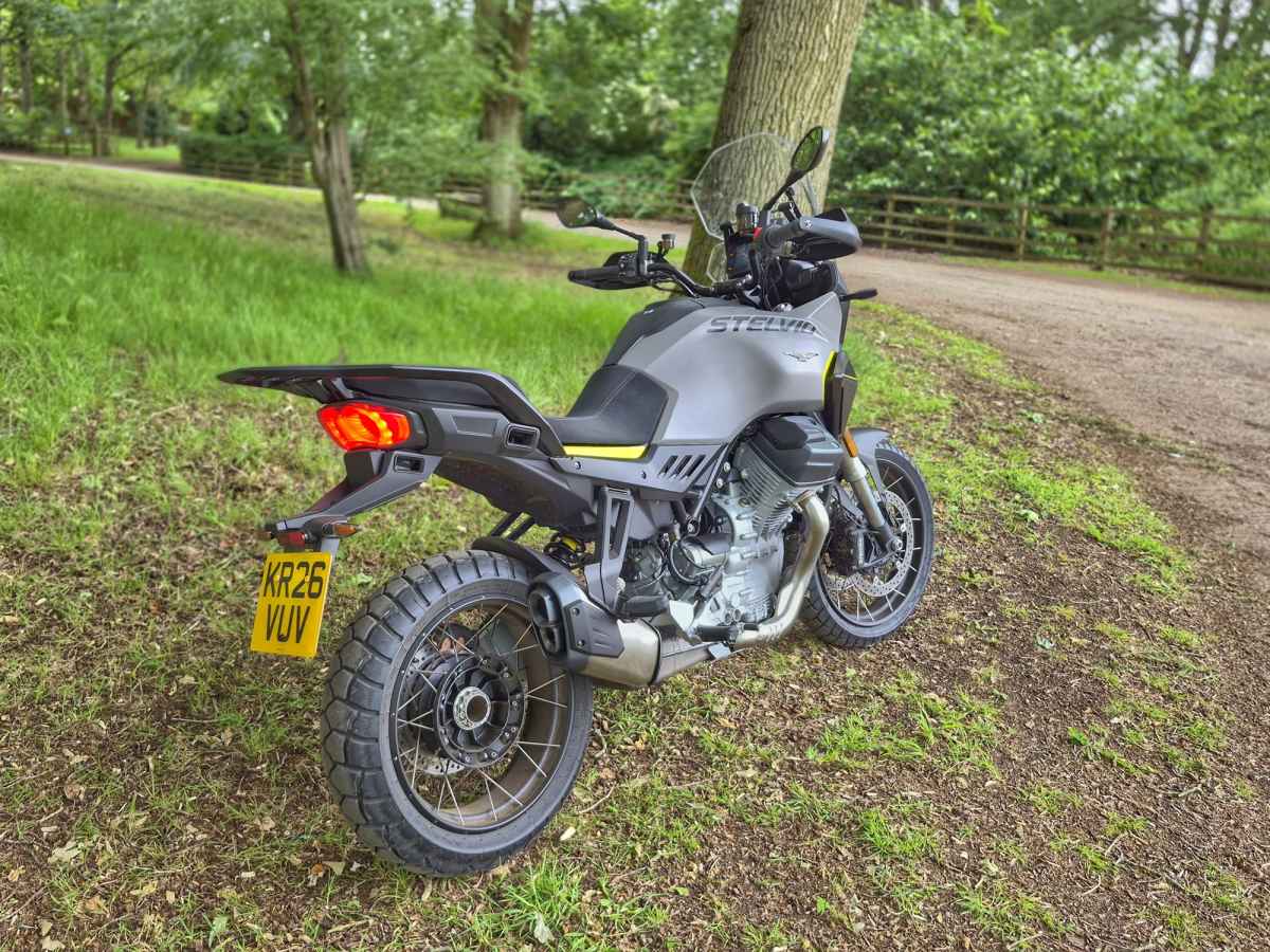 Moto Guzzi Stelvio