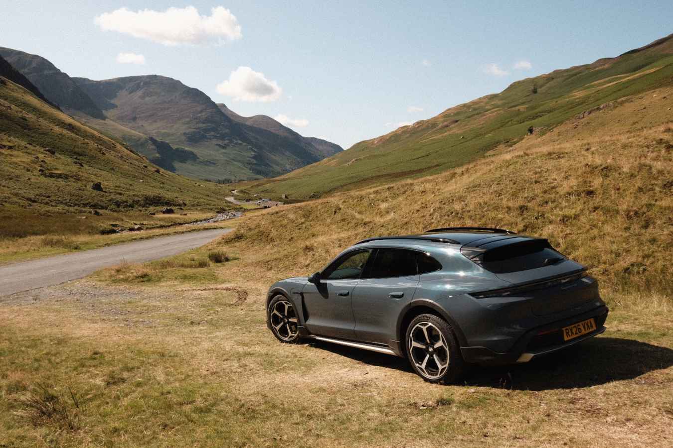 Porsche Taycan 4S Cross Turismo