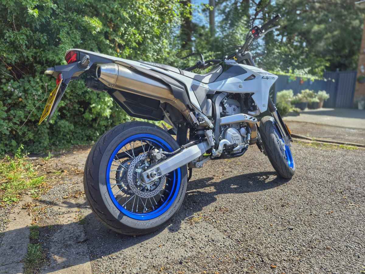 Suzuki DR-Z4SM
