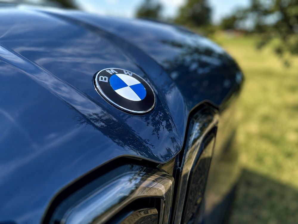 BMW iX3 at Royal Ascot Golf Club 