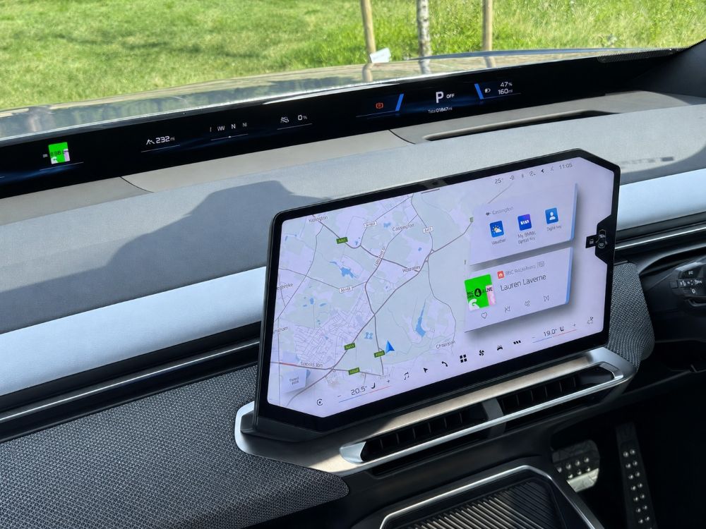 BMW iX3 at Royal Ascot Golf Club 