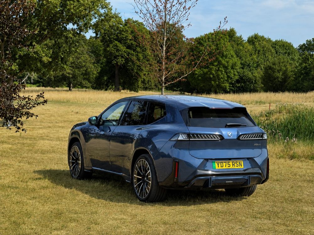BMW iX3 at Royal Ascot Golf Club 