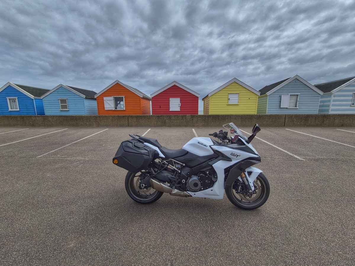 Suzuki-GSX-S1000GT