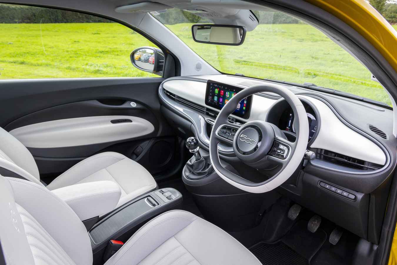 Fiat 500 HYBRID HATCHBACK LA PRIMA 