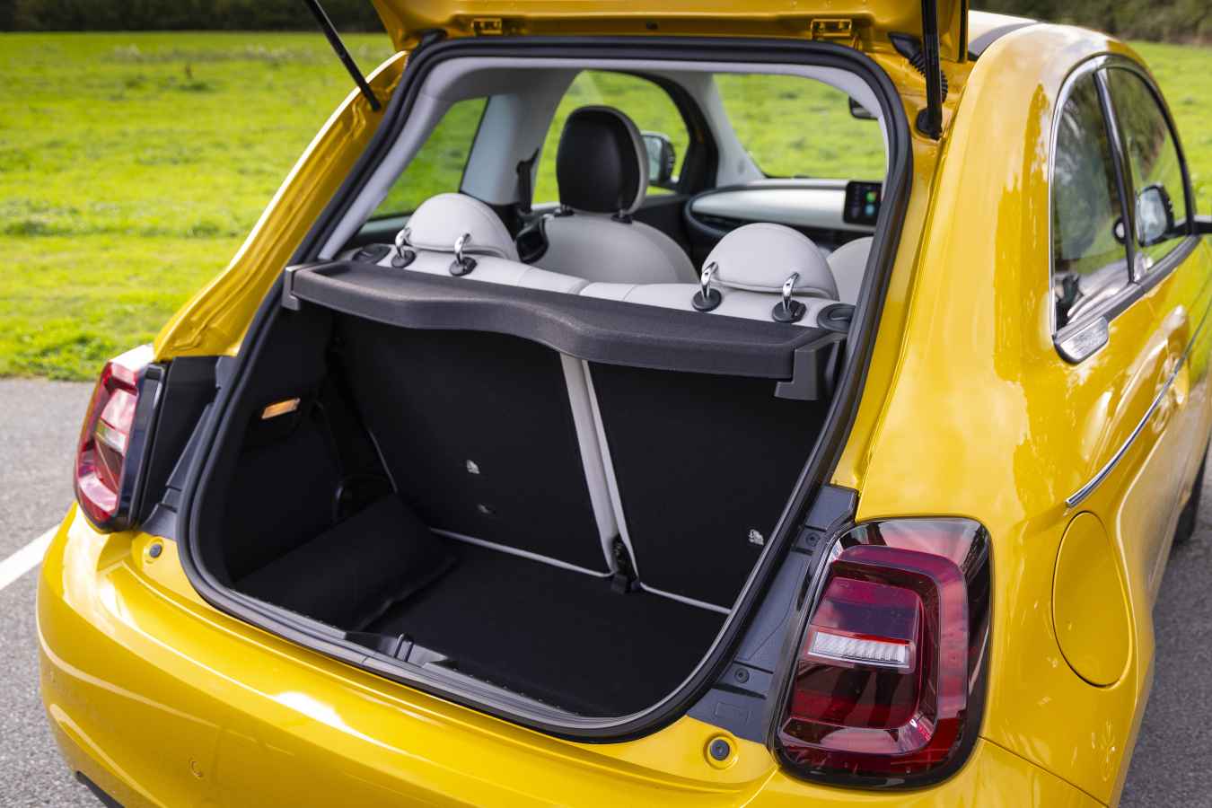 Fiat 500 HYBRID HATCHBACK LA PRIMA 