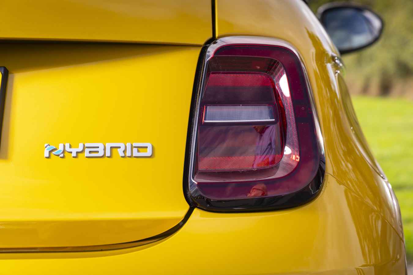 Fiat 500 HYBRID HATCHBACK LA PRIMA 