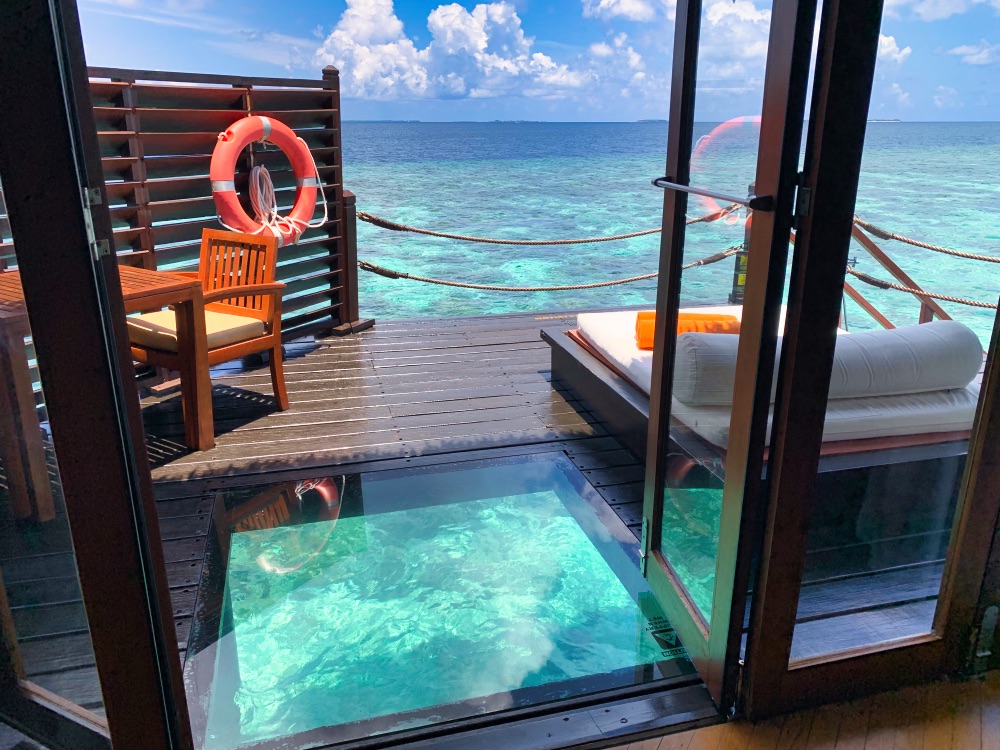 Adaaran Select Meedhupparu Maldives Water Villas