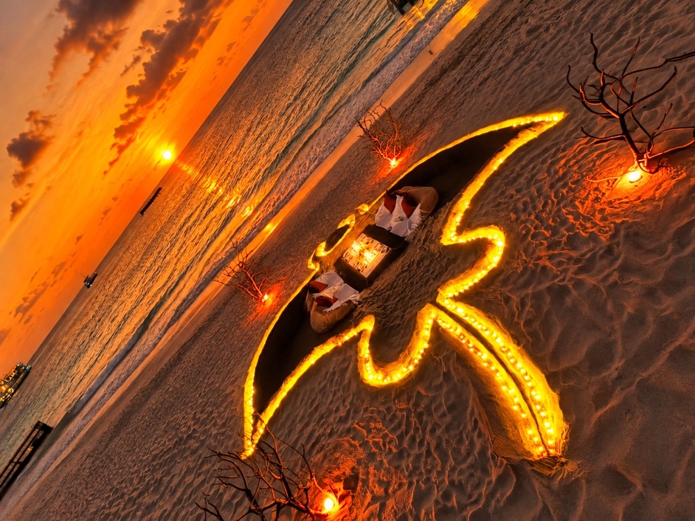 Adaaran Select Meedhupparu Maldives Sunset Dining