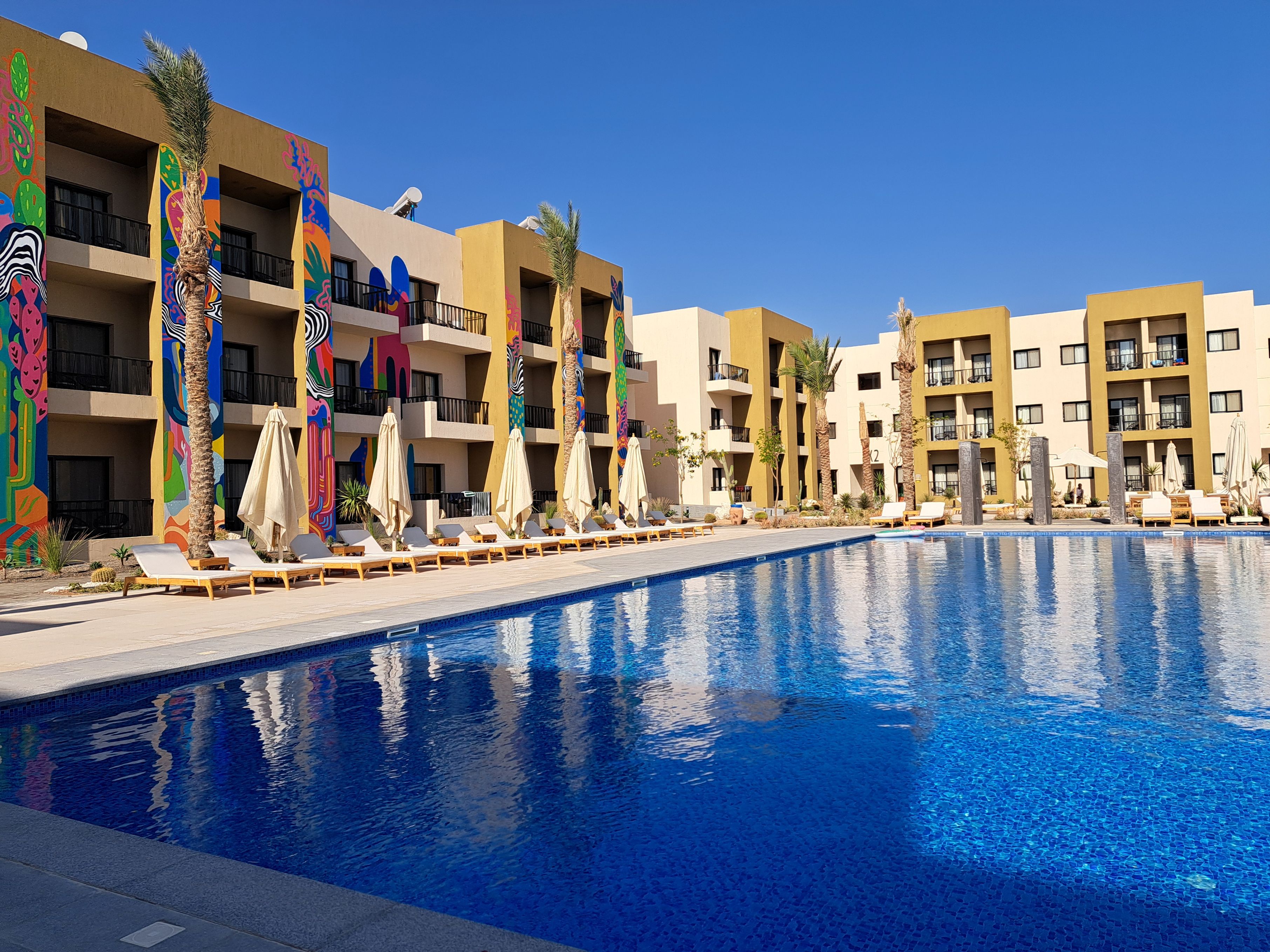 The Kaktus Hotel & Co-Working Hub