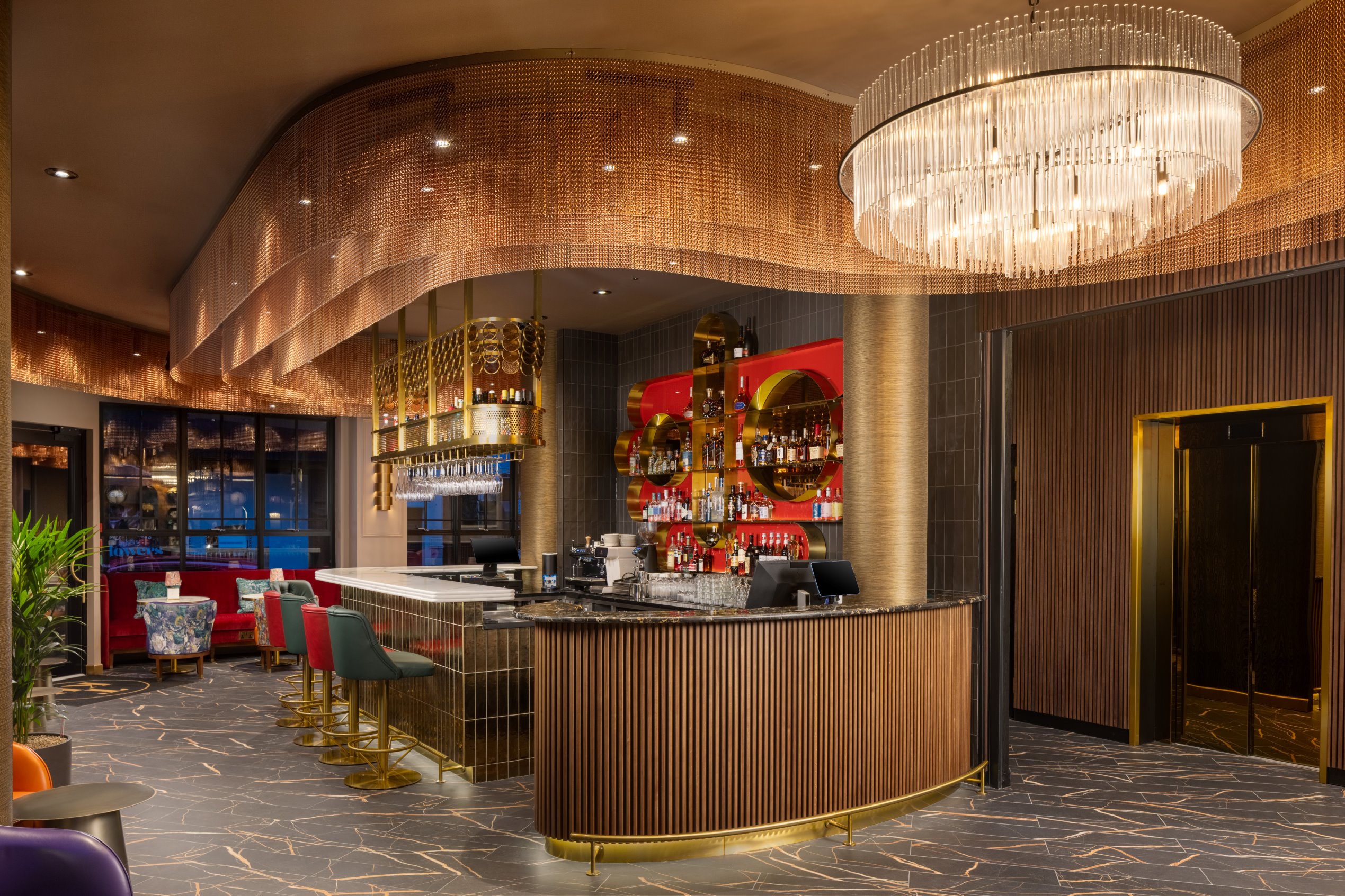 Kensington Hideaway reception & bar