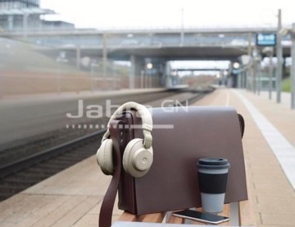 Jabra Elite 85h Wireless noise-cancelling over-ear headphones