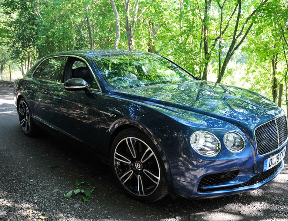 Bentley Flying Spur V8 S English Vineyards Luxury Tour
