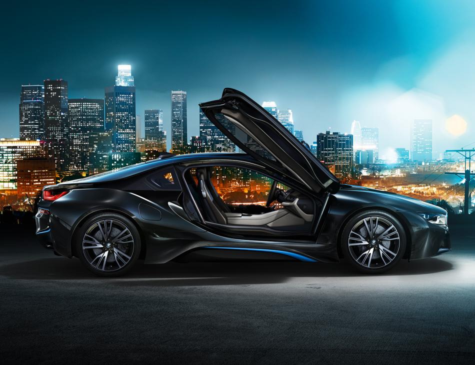 BMW i8 - Electric Hybrid Sports Car