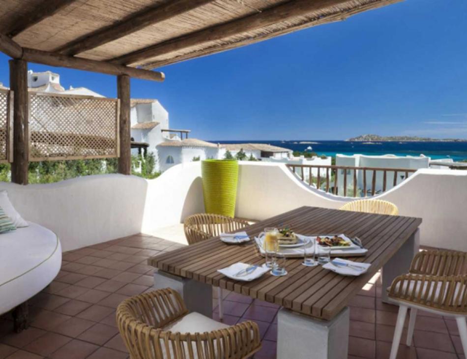 Luxury Villa Review - Villa Liccioni