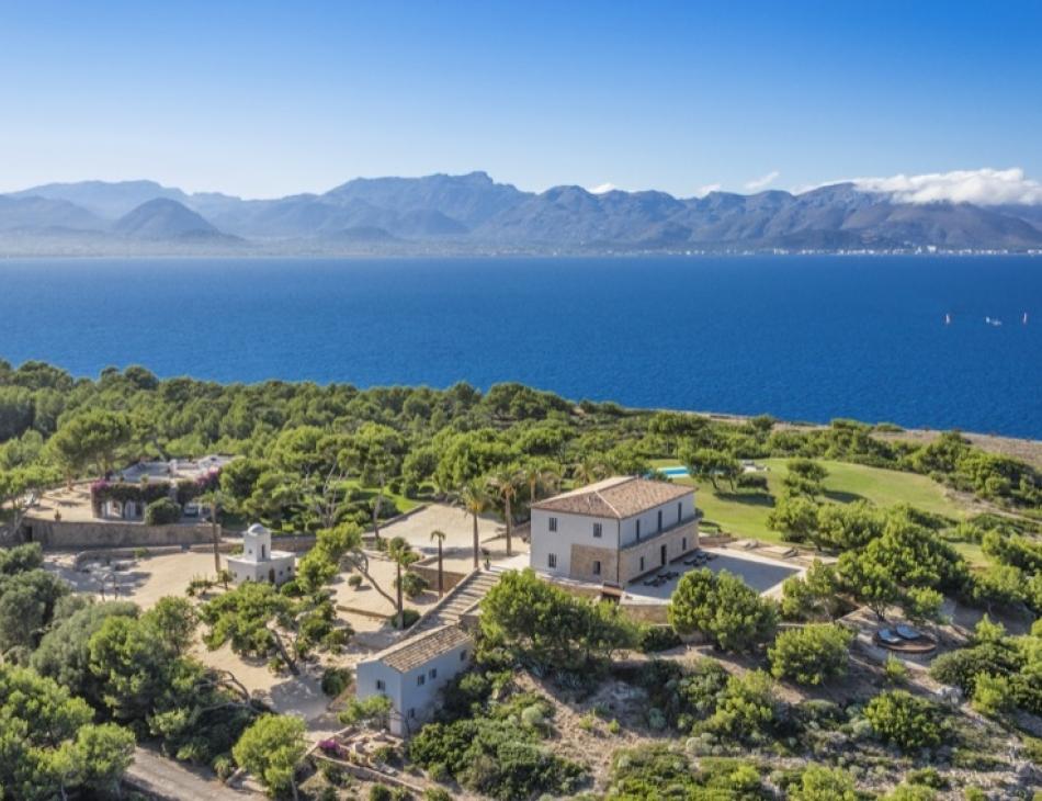 The Rise Of Luxury Villas And The Rise Of Universal Travel