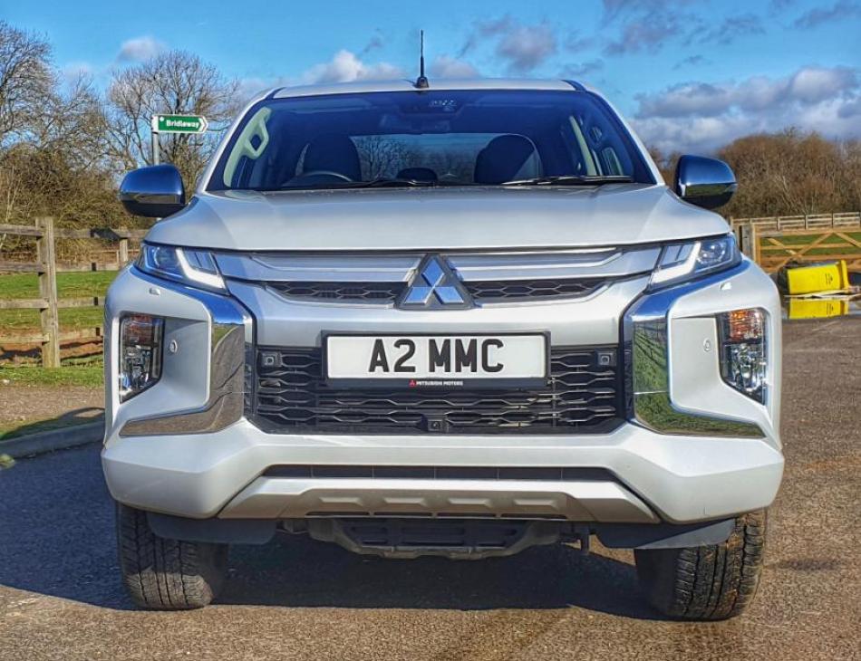 Mitsubishi L200 Barbarian X