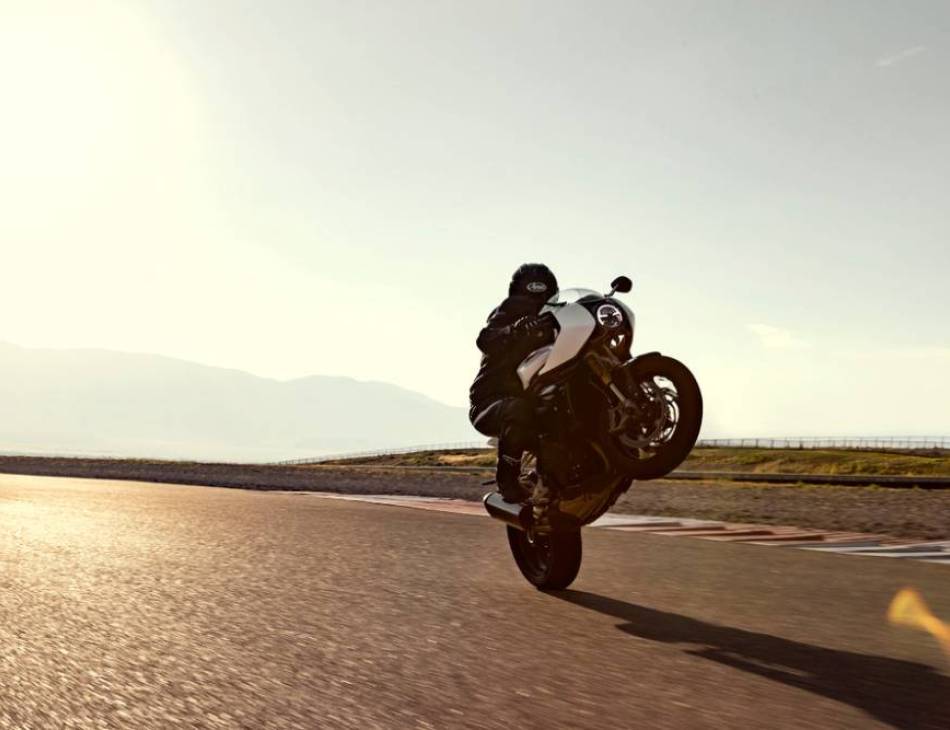 Triumph Speed Triple 1200 RR