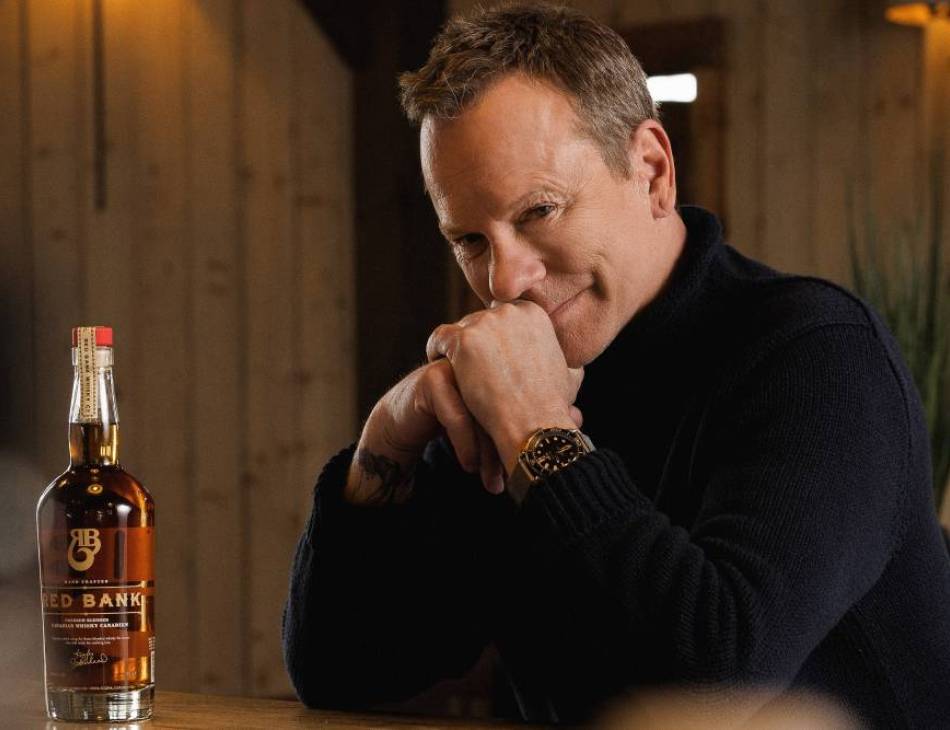 Kiefer with his Red Bank whisky. Image by Zac Cassar