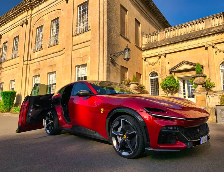 Ferrari Purosangue V12 Review