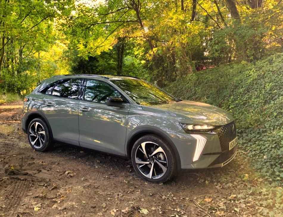 DS 7 Opera E-TENSE 4x4 300 SUV