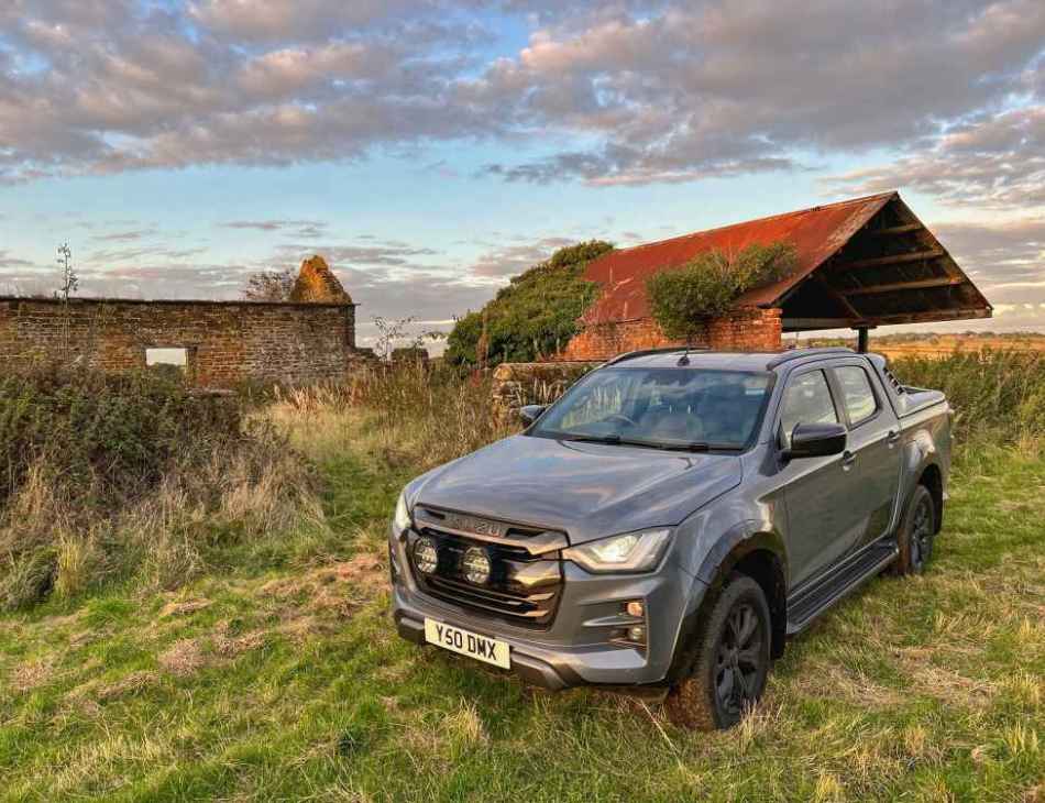 Isuzu D-Max V-Cross Steel Edition