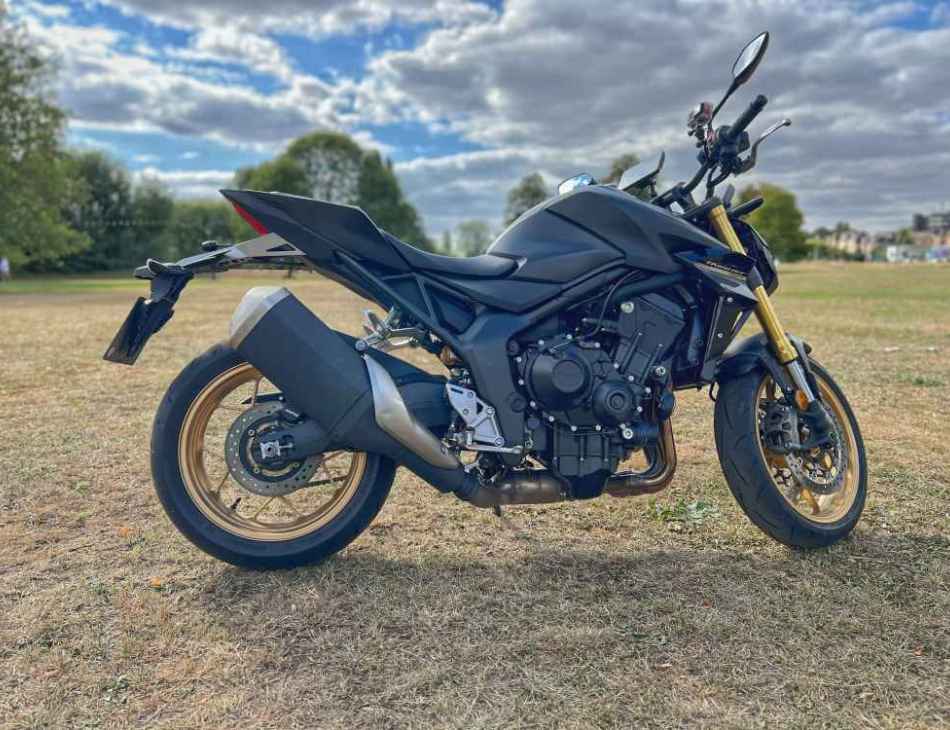Honda Hornet 1000 SP: The Apex Predator